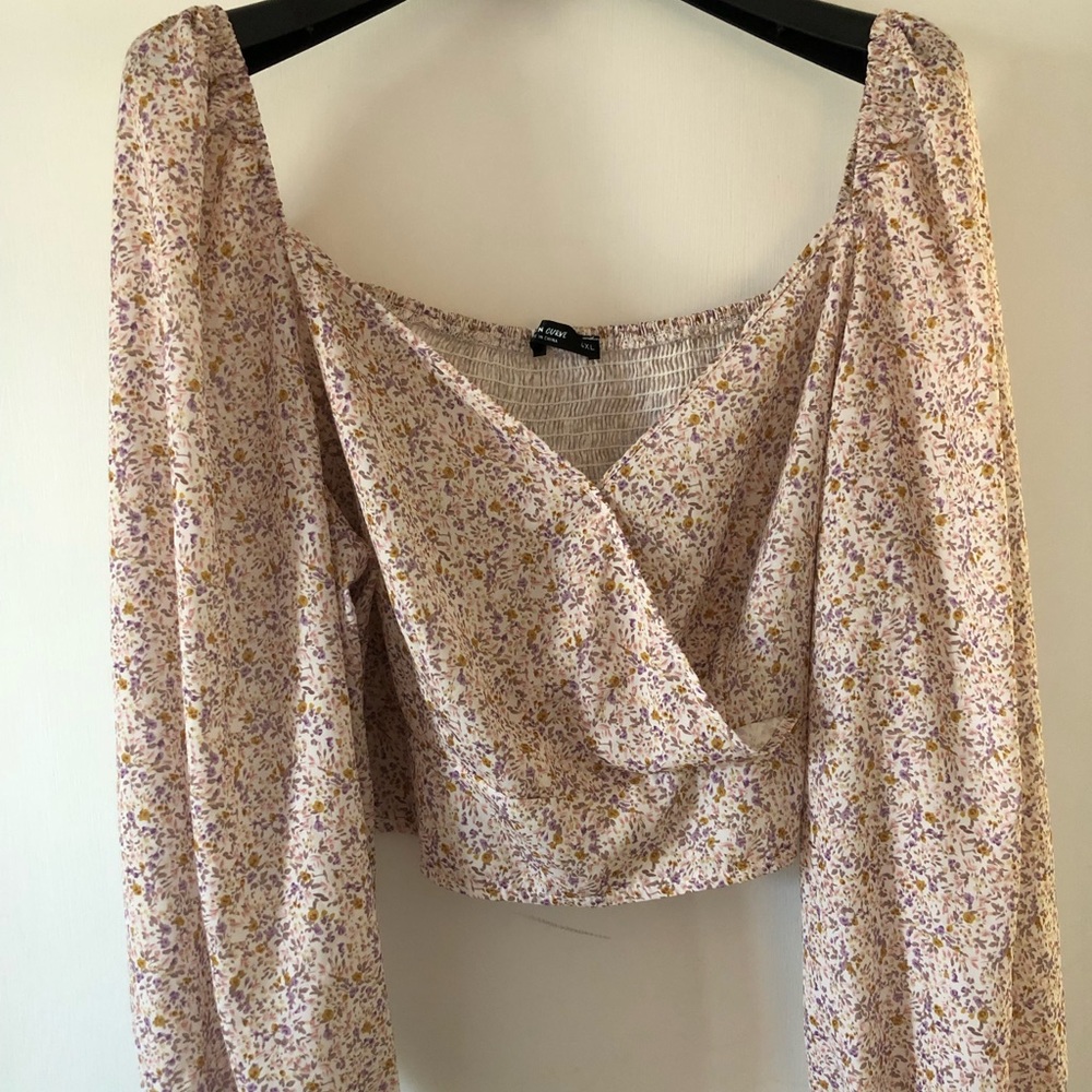 Cropped blouse